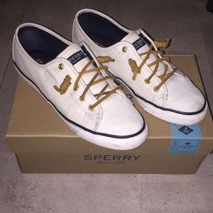 Sperry shoes